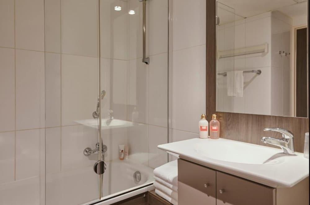 Aparthotel Adagio Access Saint Charles 3*