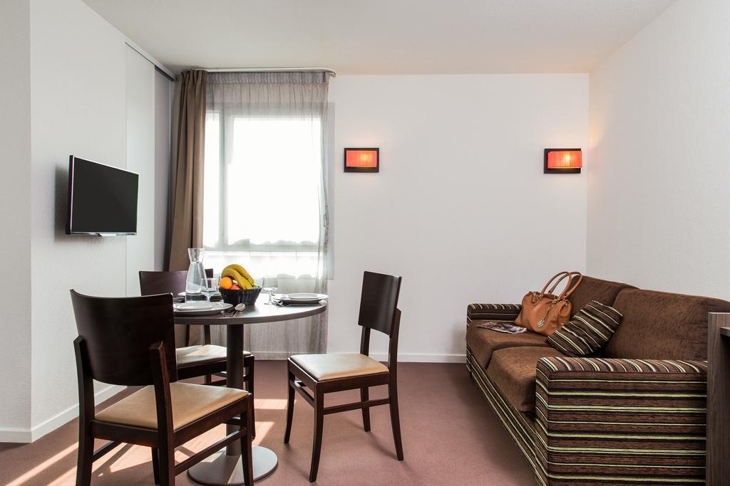 Aparthotel Adagio Access Saint Charles Marseille